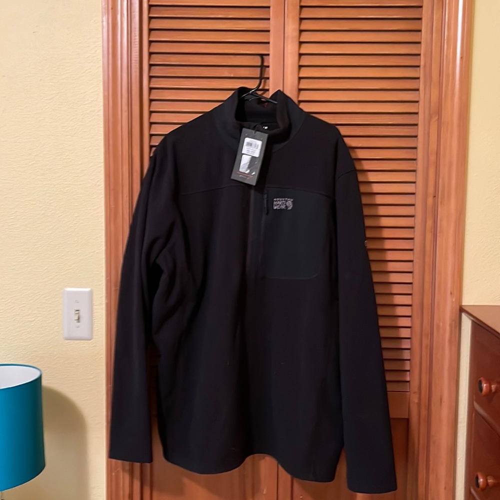 Mountain Hardware 1/2 Zip Men’s XXL